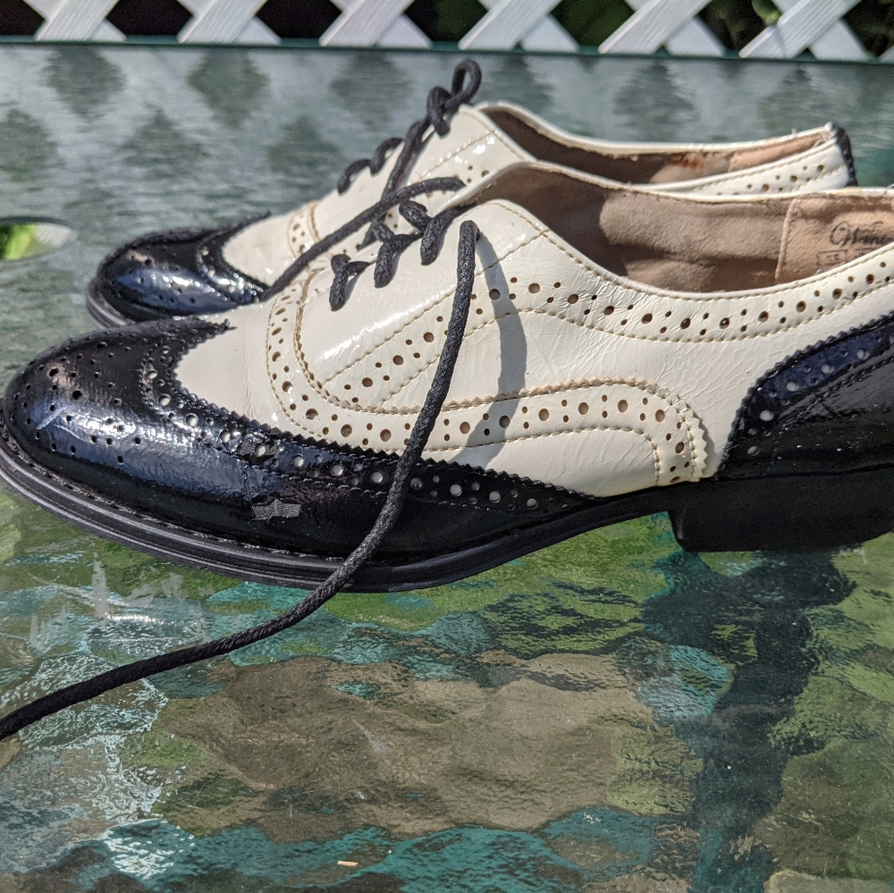 Wanted brand Glossy patent leather dancing shoes - Picture 5 of 8